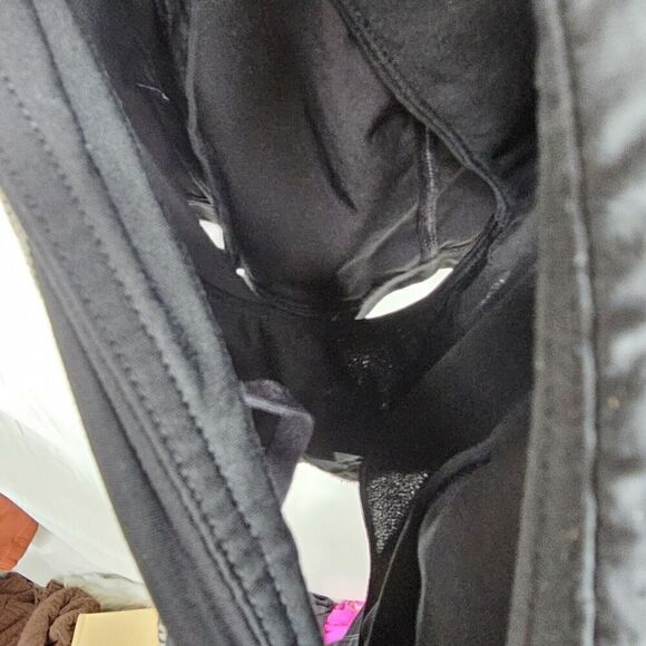 Athleta Stability Running Shorts Swim Key Pocket Athletic Black Womens Size S - Picture 5 of 5